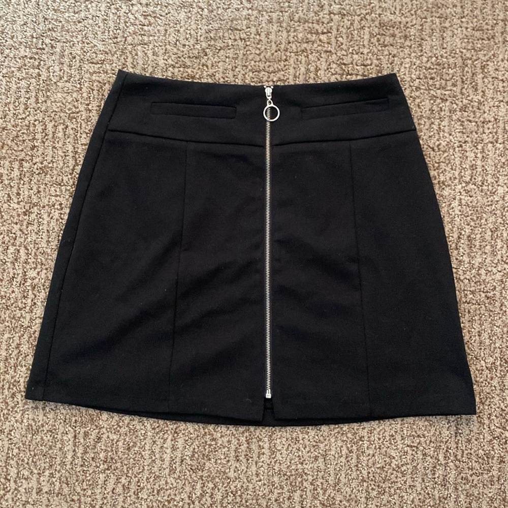 Candie’s size XS black skirt